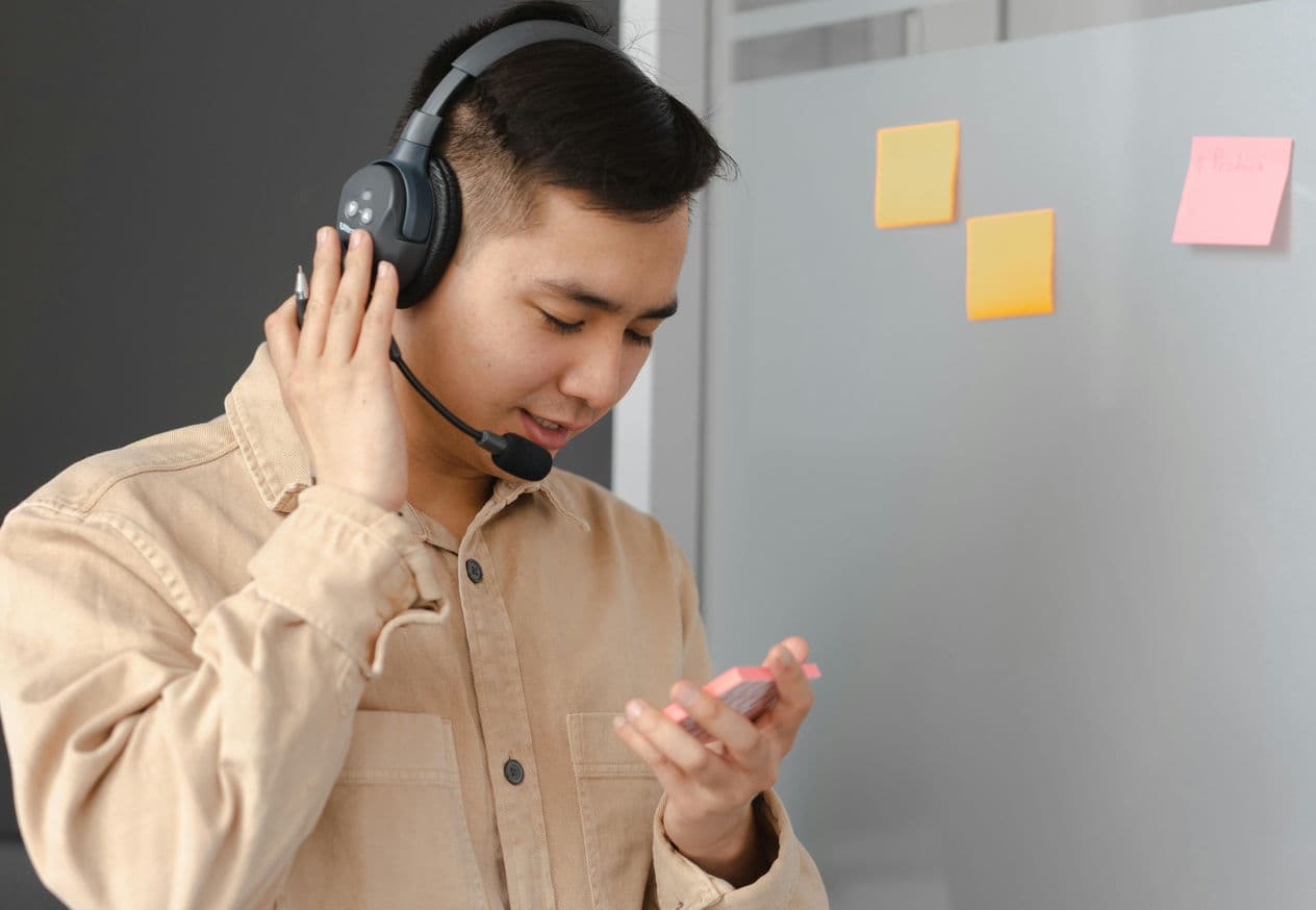 Customer support representative